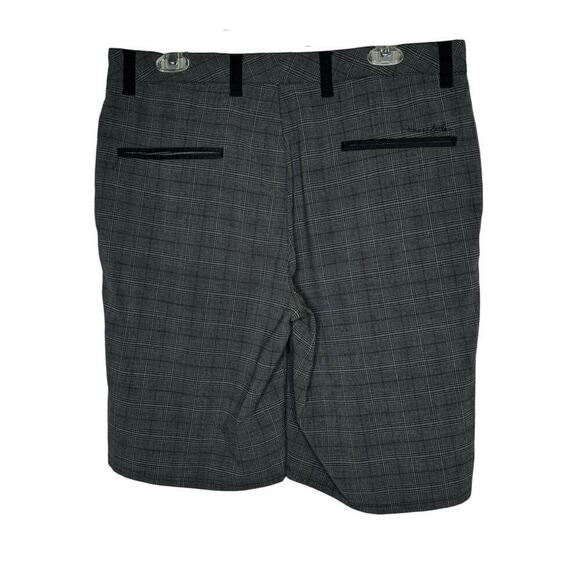 Travis Mathew Charcoal Gray Performance Golf Outdoors Shorts Size 34 - Picture 2 of 11